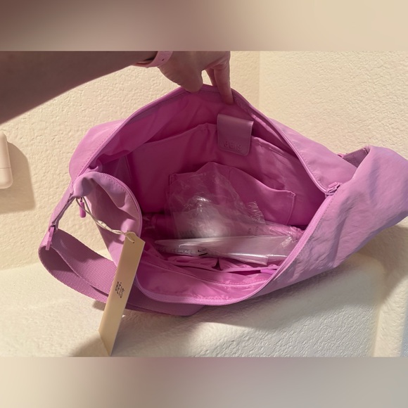 BEIS The Crescent Catchall in Berry NWT - Picture 10 of 13